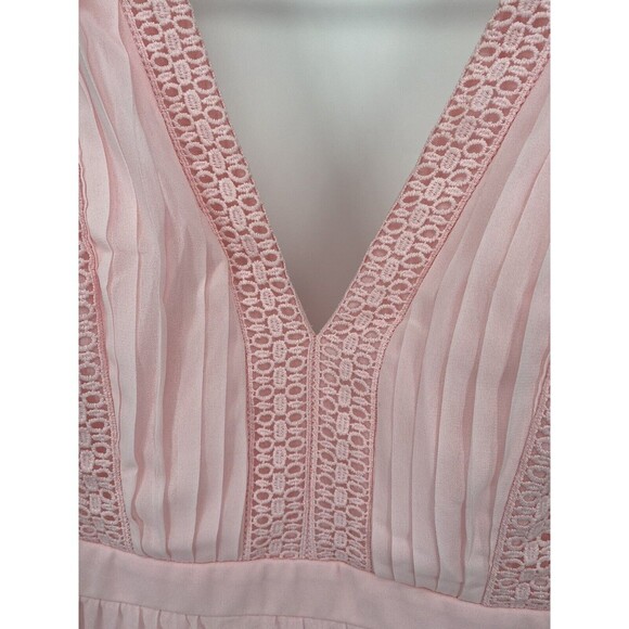 Lulus NWT Allure Pink Pleated Crochet Maxi Dress Wedding Bride Bridesmaid M - Picture 5 of 7